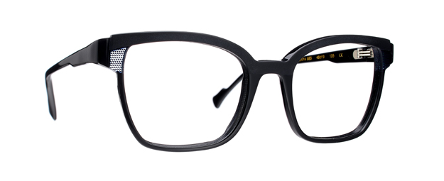 Caroline Abram BAYA 685