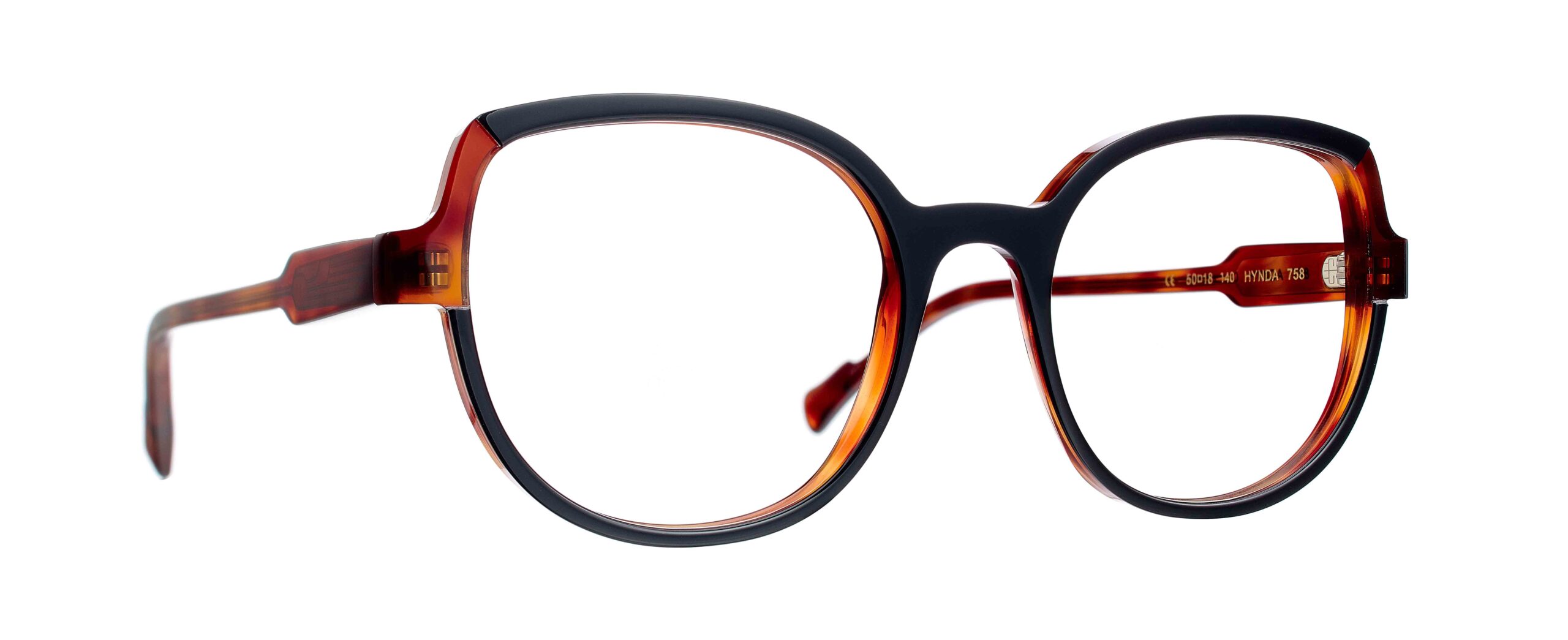 Caroline Abram HYNDA 758