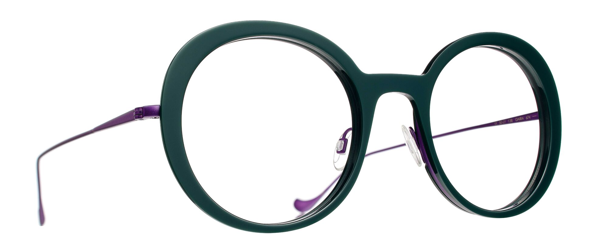 Caroline Abram DARIA 674