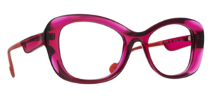 Caroline Abram LAURA 300