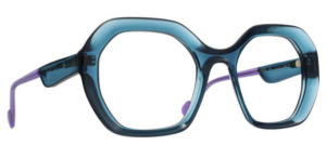 Caroline Abram LILOU 299