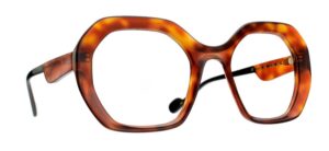 Caroline Abram LILOU 286